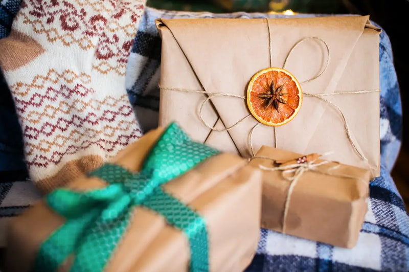 Seasonal & Gift Décor